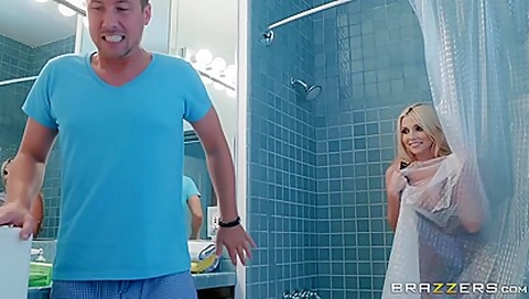 Jessy Fucked His Sexy Stepmom In Both Holes - Jessy Jones And Christie Stevens