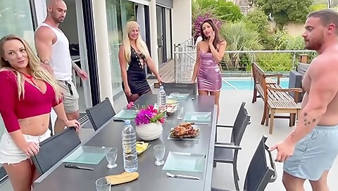 Tiffany Leiddi - Sex Friends - Corsica